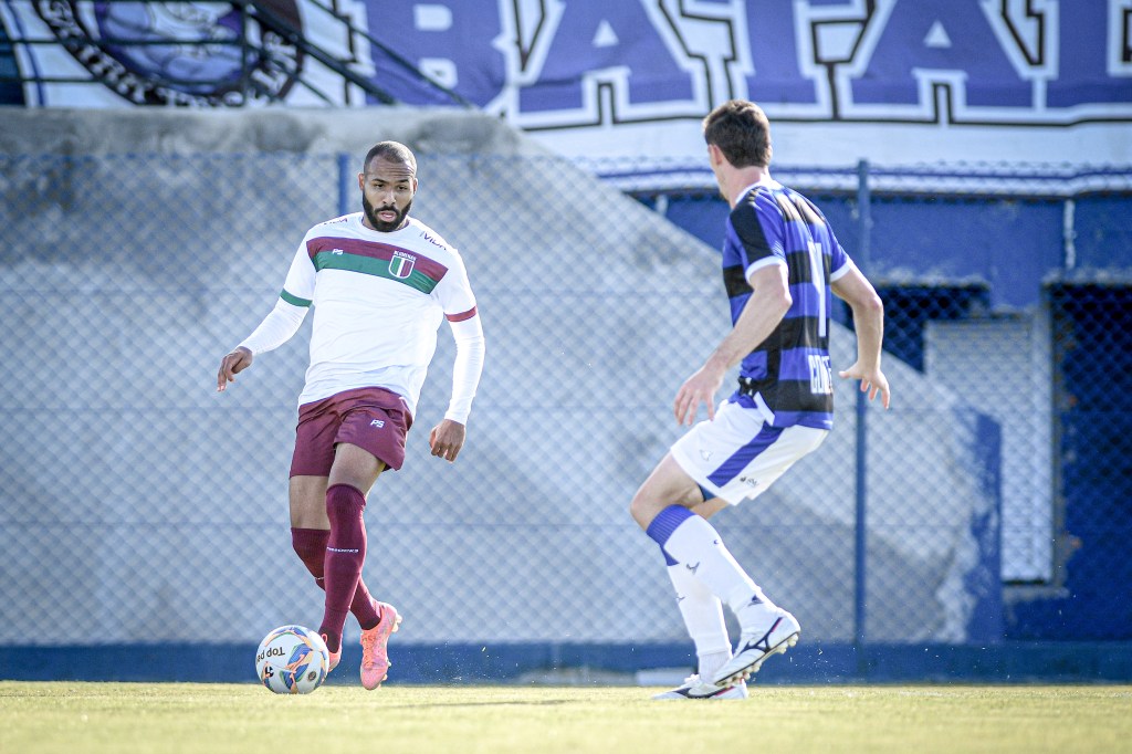 BEC tropeça em empate sem gols contra o&nbsp;Tubarão