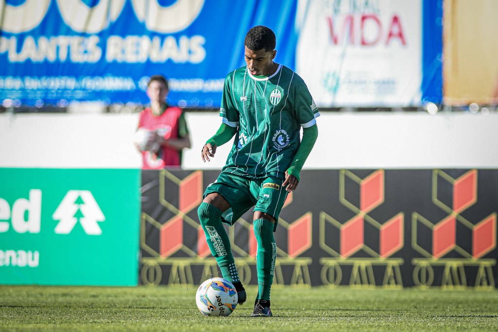 Metropolitano marca cedo e vence para espantar a fase&nbsp;ruim