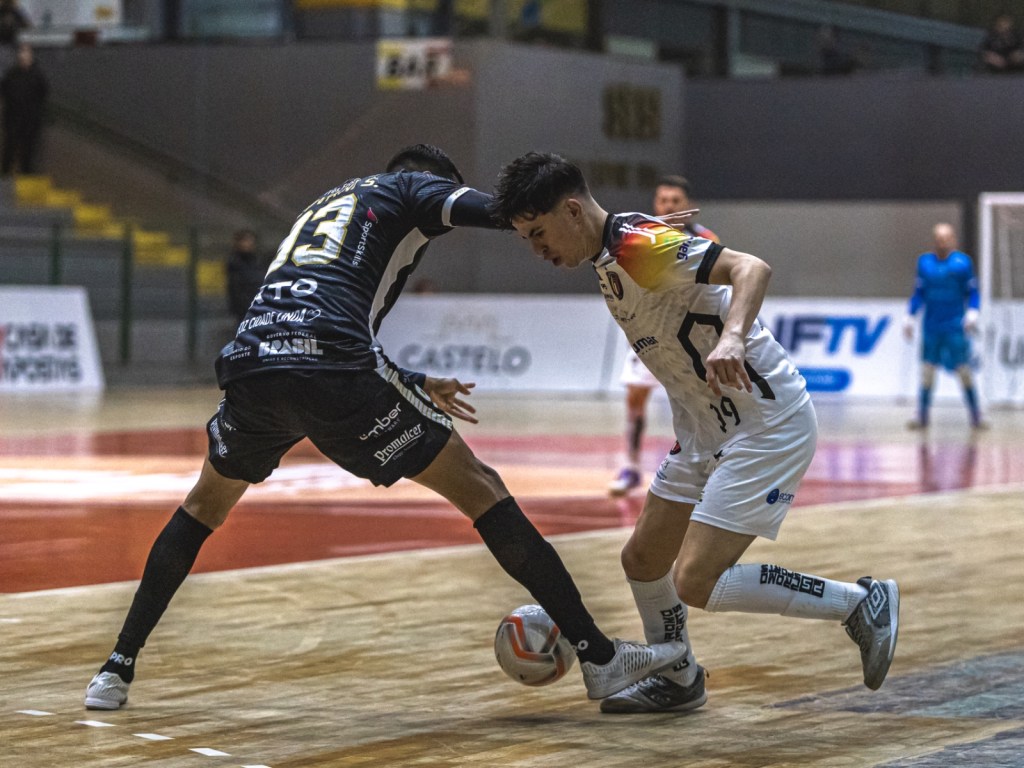 Blumenau Futsal encara Chapecoense em busca de&nbsp;reação