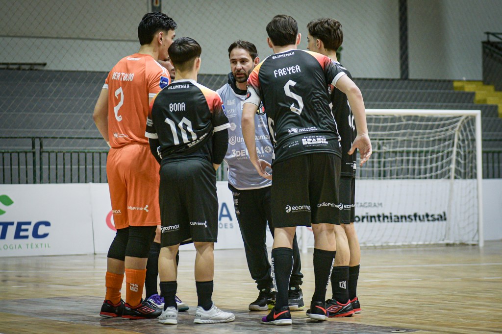 Jogo eletrizante resulta em empate por 3×3 na LNF&nbsp;Talentos